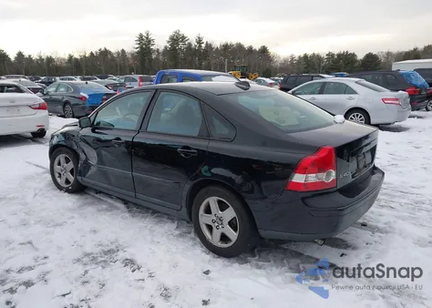 2006 Volvo S40 T5 z USA, uszkodzony, nr VIN YV1MH682262173349